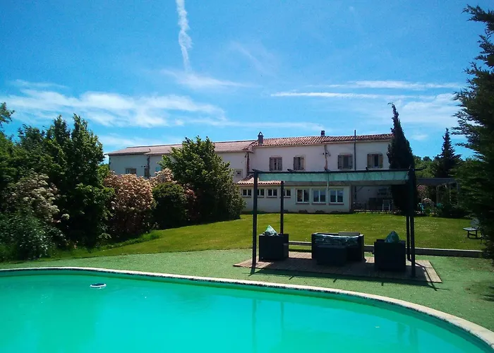 Domaine De Polf,ages - Just For And Your Family Feriehus Villautou